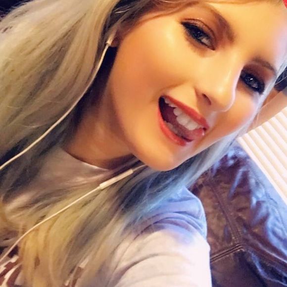 Meet your Posher, Riley - Picture 1 of 1